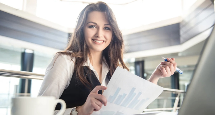 Миграционный специалист, который поможет оформить гражданство ЕС